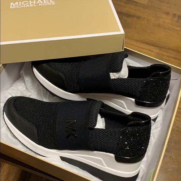 felix scuba michael kors